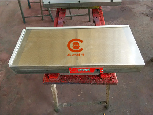 永磁吸盤(pán) 永磁吸盤(pán)