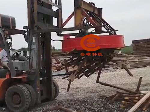 叉車用起重電磁鐵 叉車用起重電磁鐵