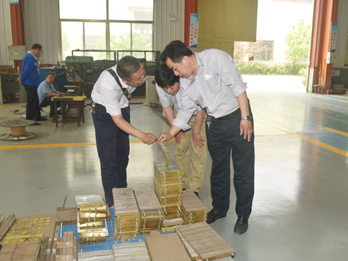 山東魯磁 山東魯磁