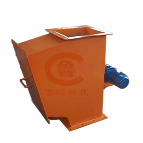 管道式自動永磁除鐵器 管道式自動永磁除鐵器