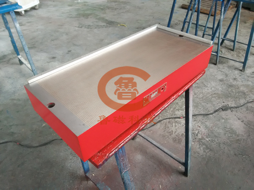 強(qiáng)力密極永磁吸盤(pán) 強(qiáng)力密極永磁吸盤(pán)