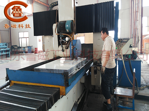 磨用標(biāo)準(zhǔn)電磁吸盤