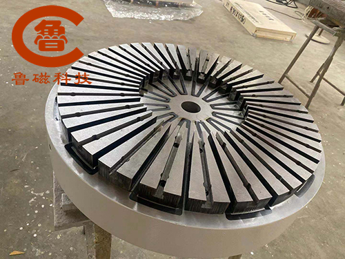 電永磁吸盤(pán) 電永磁吸盤(pán)