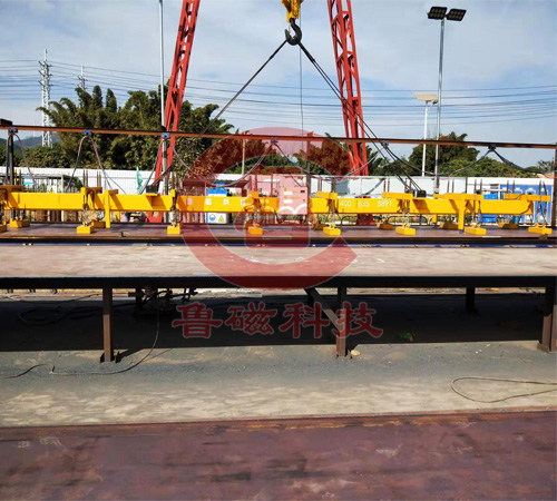 電永磁吸盤鋼板起重吊運(yùn)類 電永磁吸盤鋼板起重吊運(yùn)類