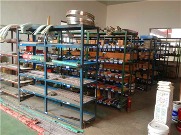 新品出爐，倉庫整理-魯磁