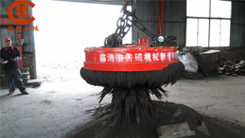 年末，起重電磁鐵送驚喜嘍！