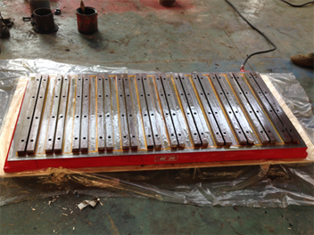 魯磁超大型電控永磁吸盤(pán)試制成功