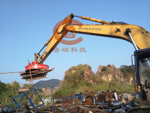 【魯磁動態(tài)】廢鋼用起重電磁鐵魯磁廠家為您現(xiàn)貨備齊 【魯磁動態(tài)】廢鋼用起重電磁鐵魯磁廠家為您現(xiàn)貨備齊