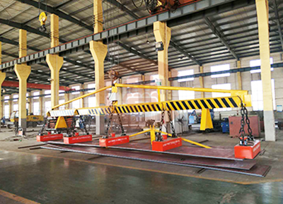 吊鋼板起重電磁鐵 磁力強(qiáng)大！