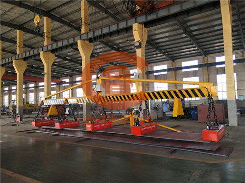 起重電磁鐵多臺聯(lián)吊超給力！