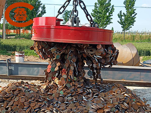 魯磁廢鋼起重電磁鐵 搶抓機(jī)遇樹品牌形象