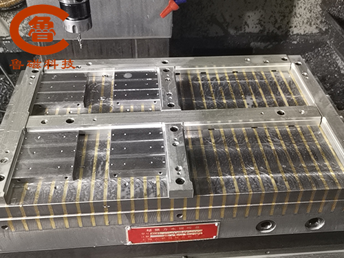 魯磁超強(qiáng)力永磁吸盤質(zhì)量從點(diǎn)滴細(xì)節(jié)做起