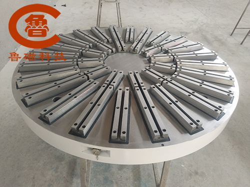 這么多優(yōu)良的性能？怪不得電永磁吸盤被應(yīng)用這么廣（機(jī)加工）