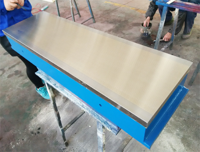 銑刨用強(qiáng)力縱極電磁吸盤 銑刨用強(qiáng)力縱極電磁吸盤